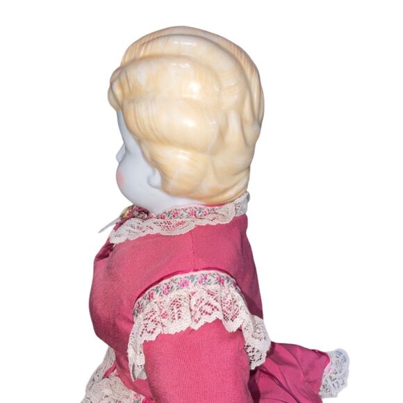 Victorian Porcelain Doll With Pink Lace Dress & Blonde Curls - Picture 6 of 16